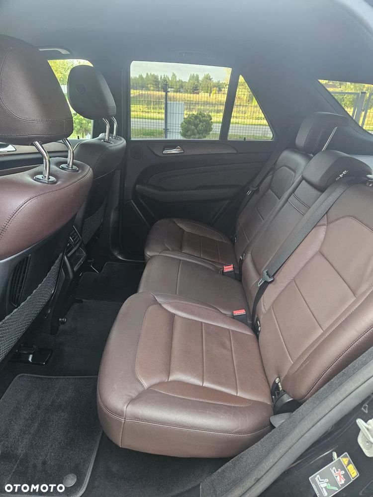 Mercedes-Benz ML - 10