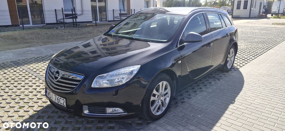 Opel Insignia - 1