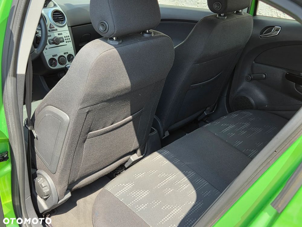 Opel Corsa 1.2 16V Color Edition - 7