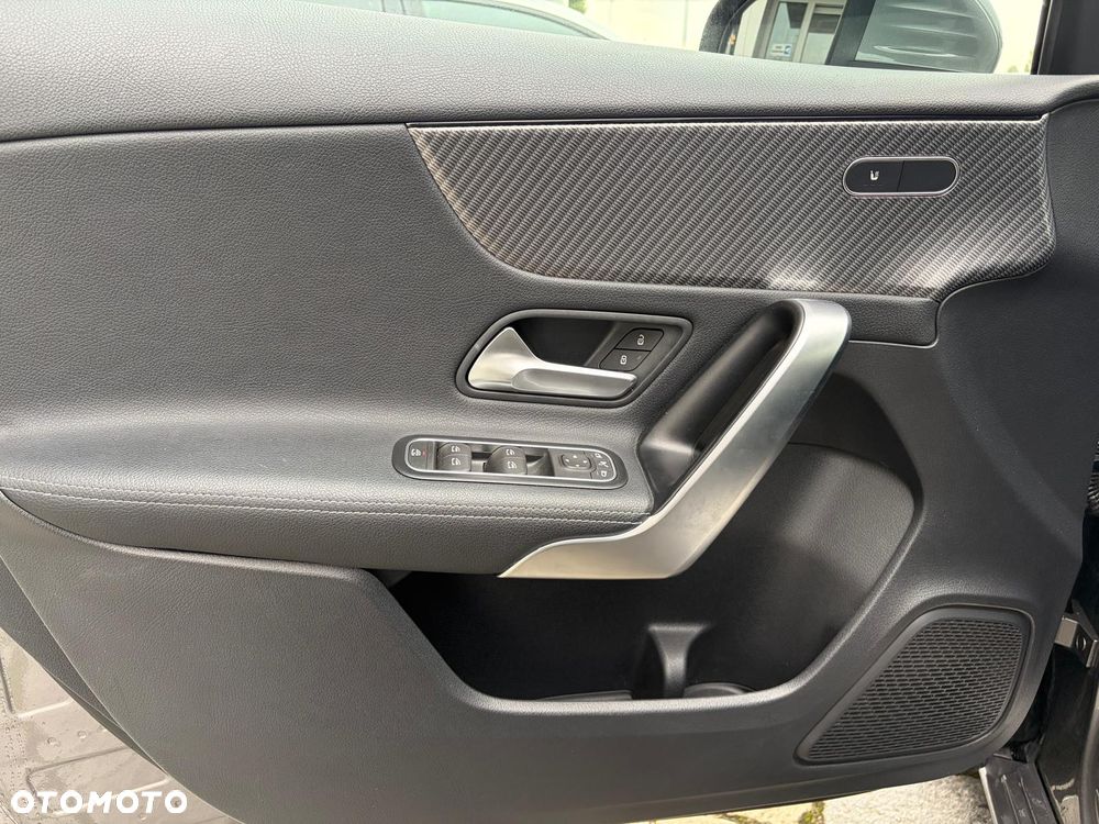 Mercedes-Benz Klasa A 200 Progressive 7G-DCT - 11