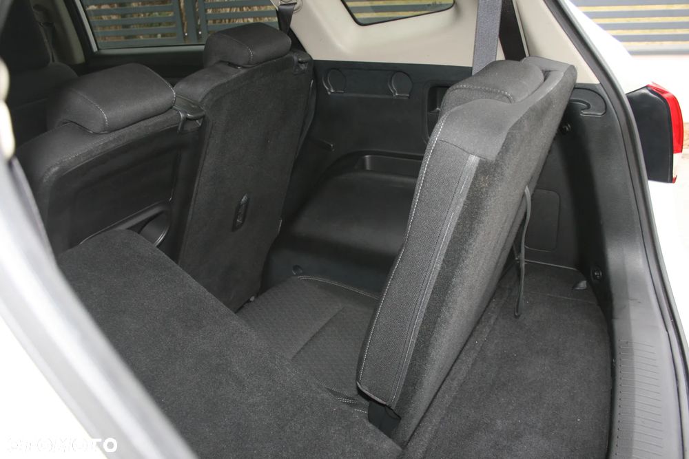 Kia Carens 1.7 CRDi XL 7os - 16