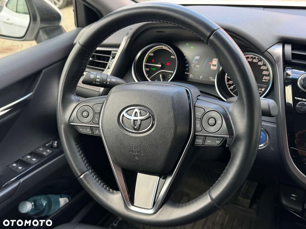 Toyota Camry 2.5 Hybrid Comfort CVT - 21