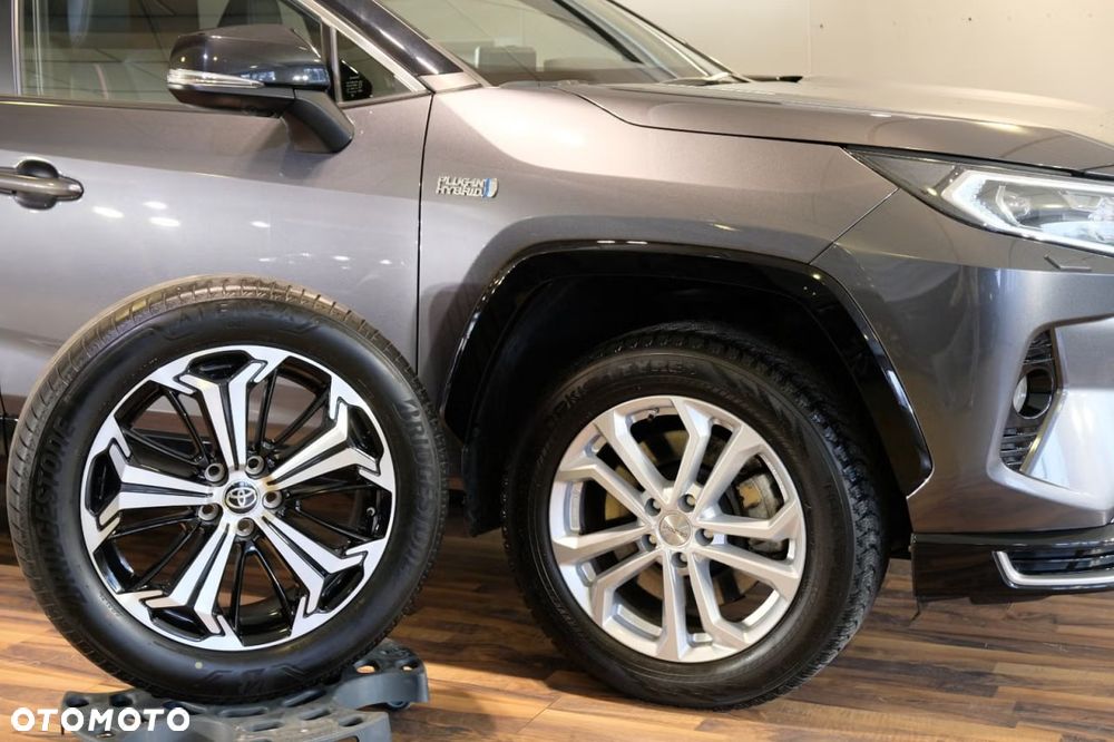 Toyota RAV4 - 30