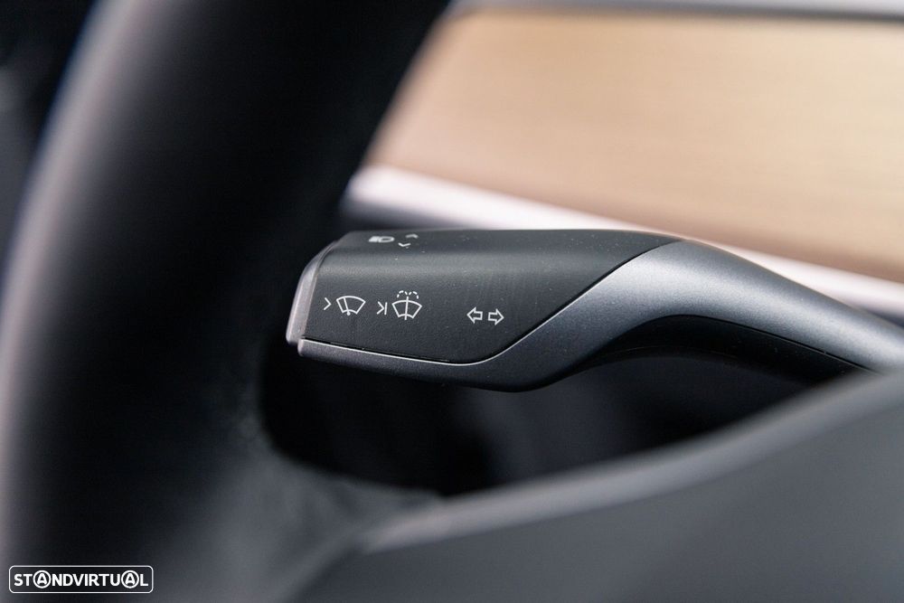Tesla Model 3 Standard RWD Plus - 28