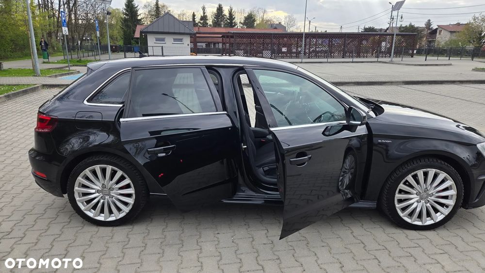 Audi A3 Sportback - 17