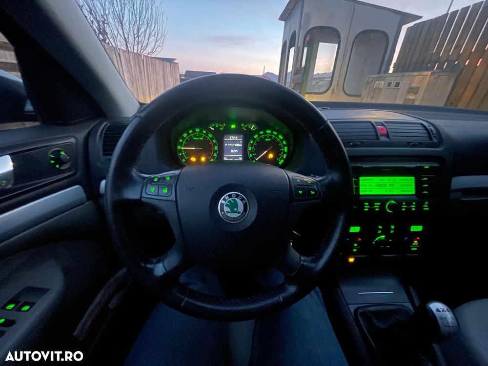 Skoda Octavia Combi 1.9TDI 4x4 - 17