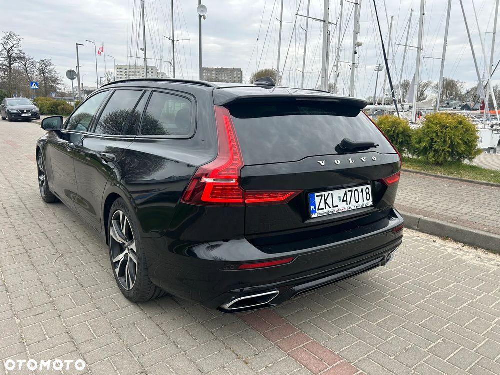 Volvo V60 B4 D R-Design - 5
