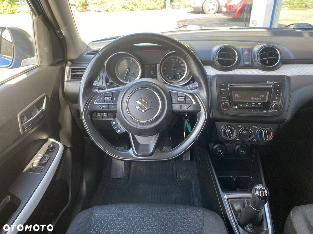 Suzuki Swift - 17