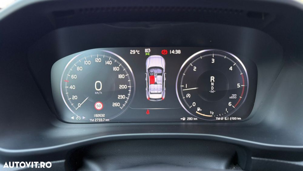 Volvo XC 40 D3 Momentum - 26