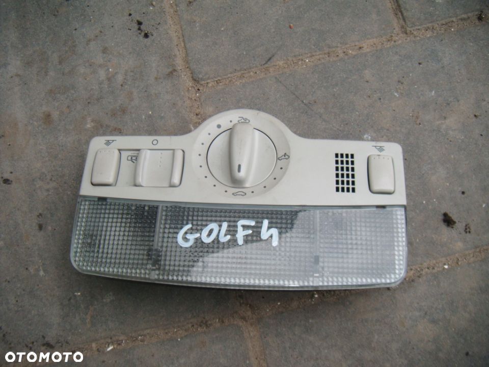 GOLF 4 bora lampka oświetlenia kabiny przód - 1