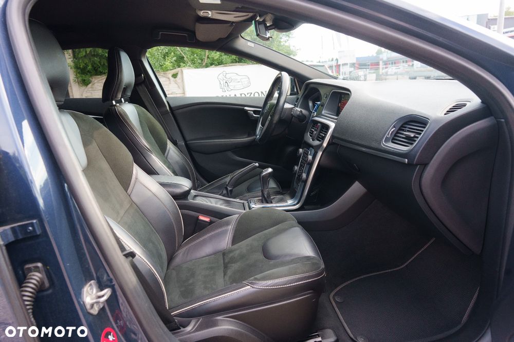 Volvo V40 D4 RDesign - 22