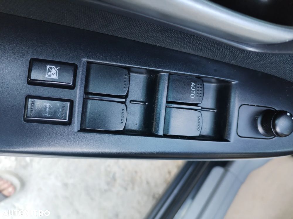 Suzuki SX4 1.6L 4WD GLX - 20