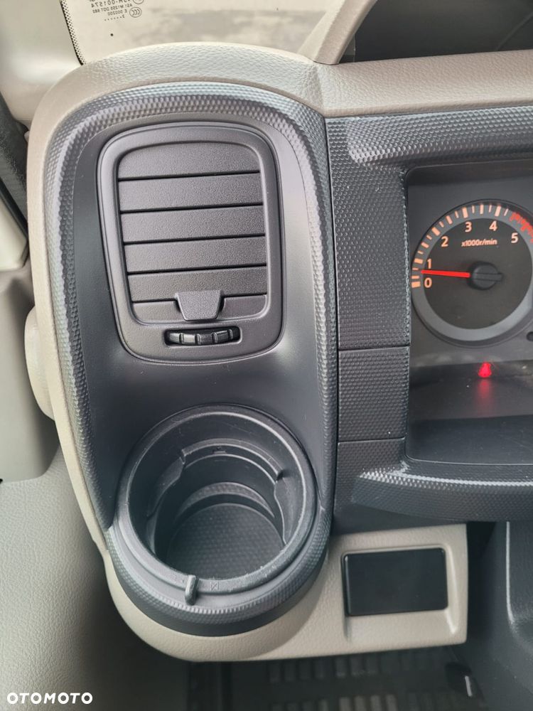 Nissan Cabstar Maxity - 18