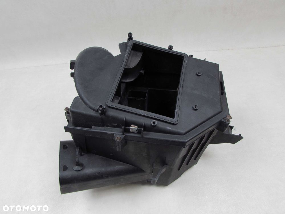 VOLVO XC90 I LIFT 07-14 2.4 D5 OBUDOWA FILTRA POWIETRZA 30636845 - 1