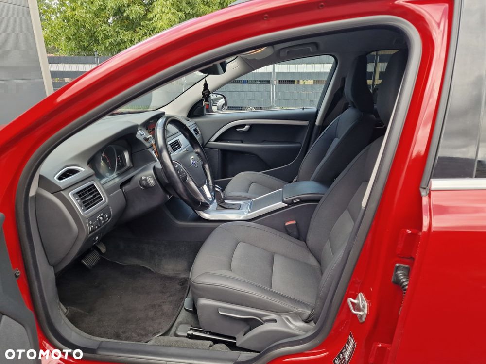 Volvo V70 D4 Geartronic Momentum - 12