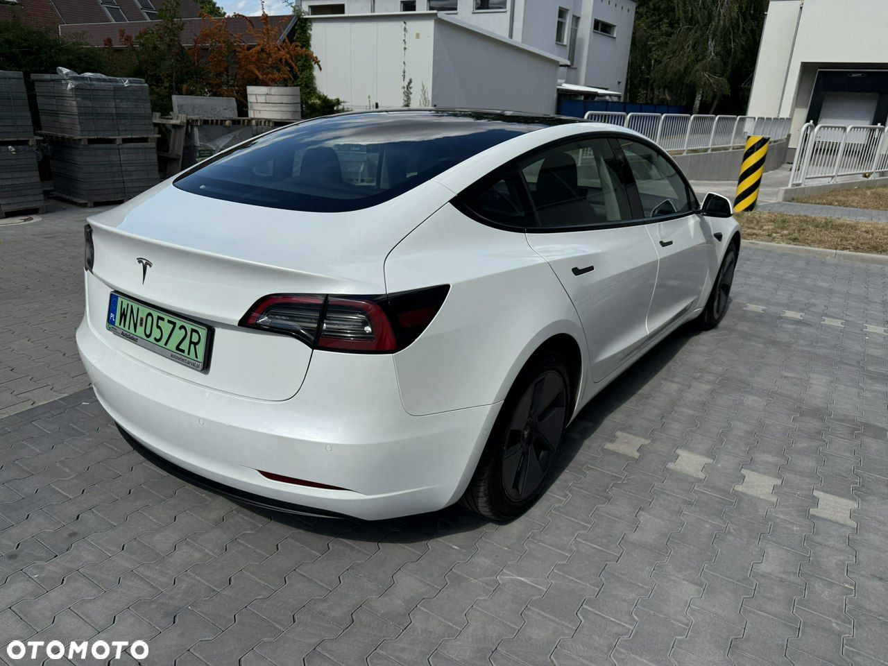 Tesla Model 3 - 15