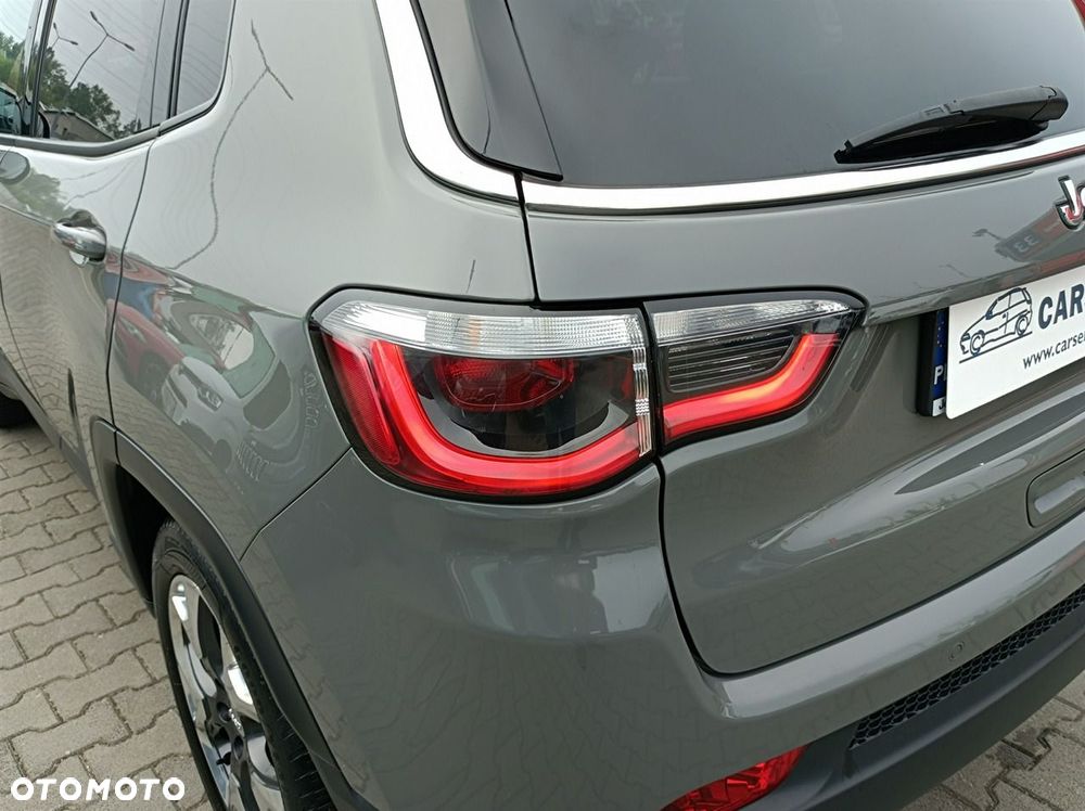 Jeep Compass - 22