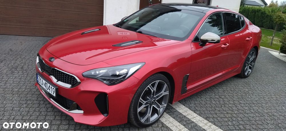 Kia Stinger - 30