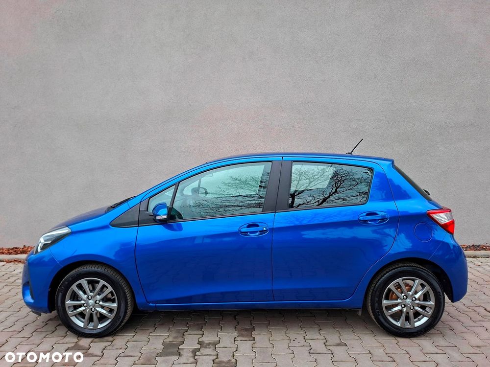 Toyota Yaris 1.5 Premium - 3