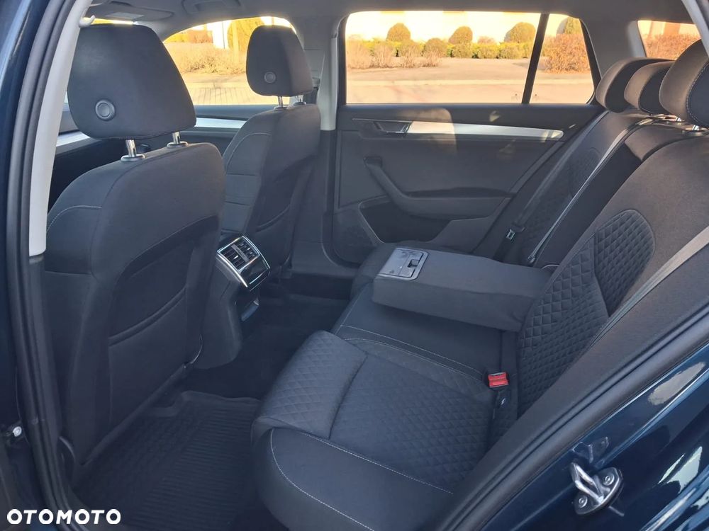 Skoda Superb 2.0 TSI Ambition DSG - 16