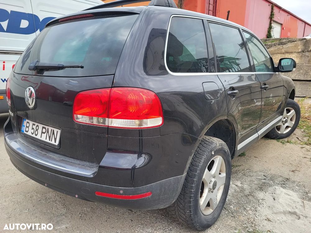 Volkswagen Touareg - 4