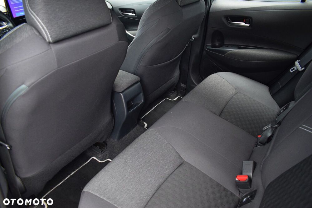 Toyota Corolla 1.8 Hybrid Comfort - 13