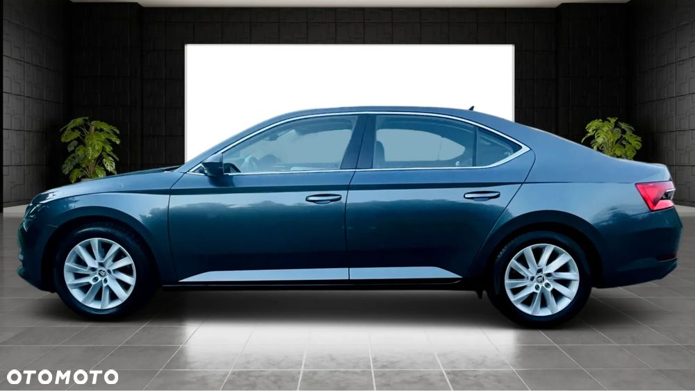 Skoda Superb 1.5 TSI Ambition DSG - 9