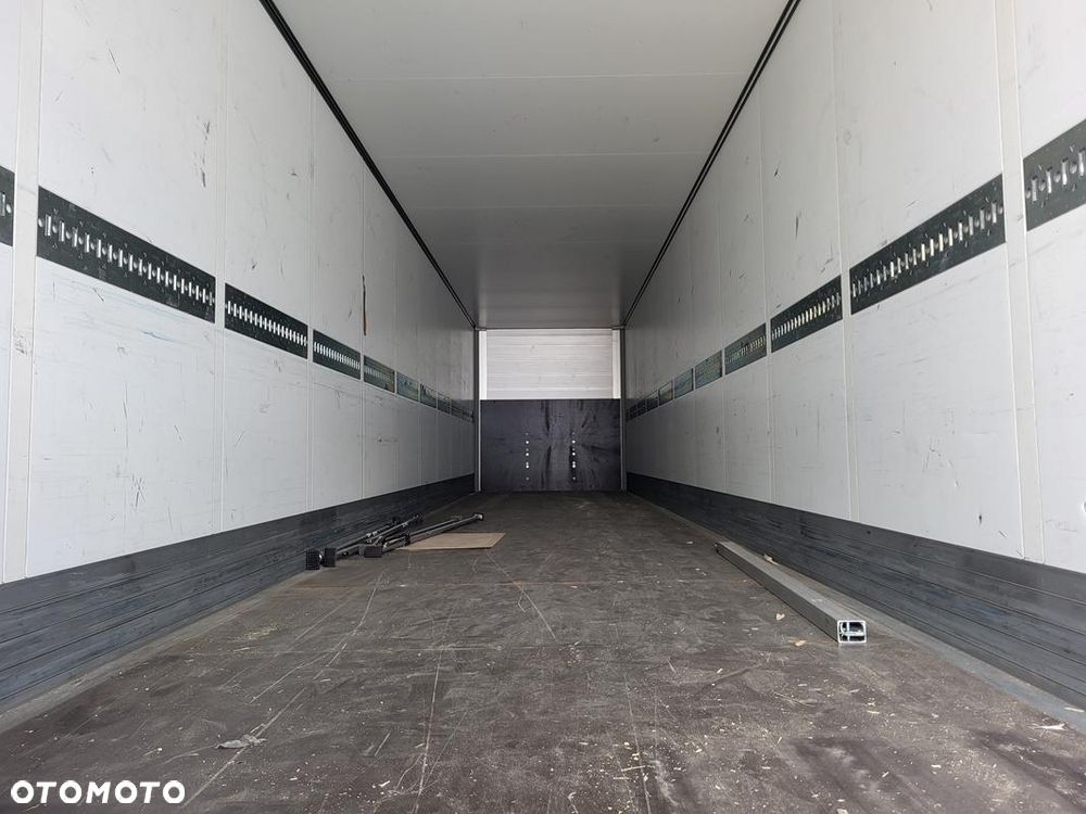 Schmitz Cargobull SCB S3B - 12