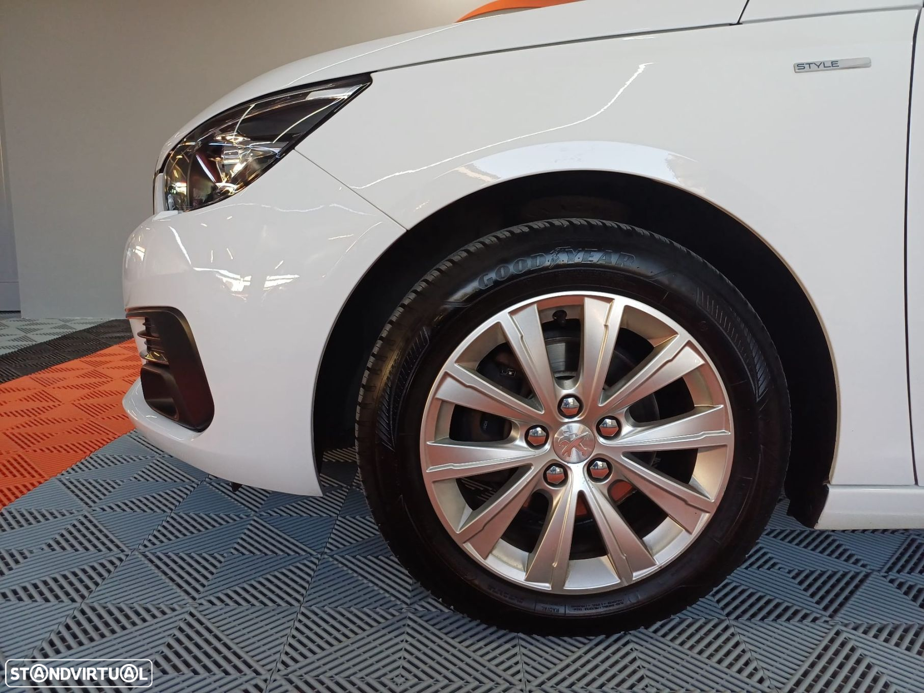 Peugeot 308 SW 1.5 BlueHDi Style EAT8 - 7