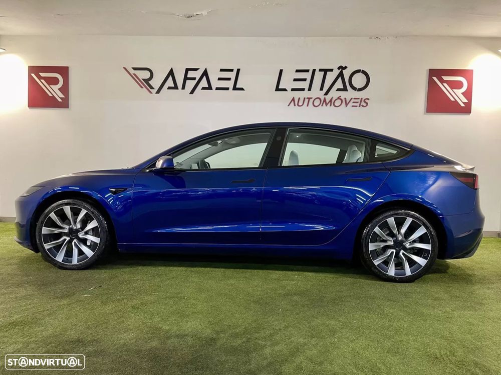 Tesla Model 3 - 13