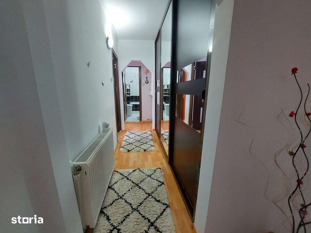 Vand Apartament 3 Camere ETAJ 1 zona Casa Cultura - Imagine principală: 3/14
