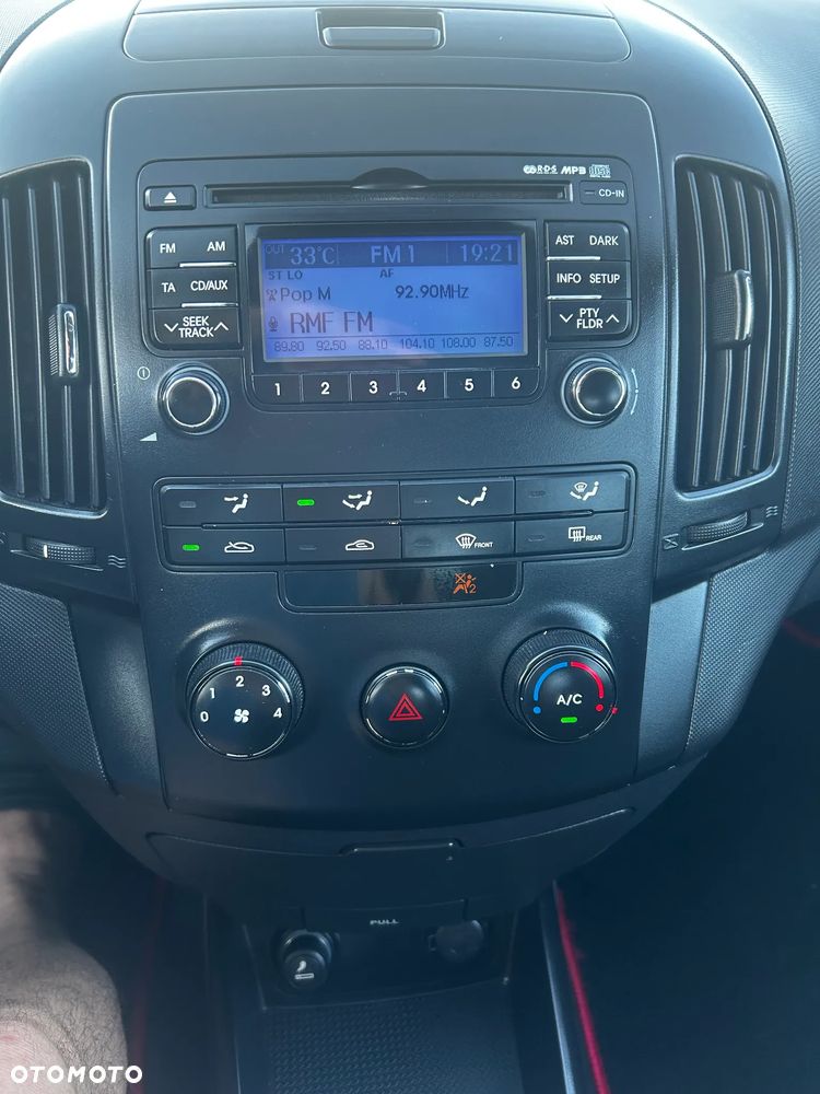 Hyundai i30 1.4 Classic + - 23