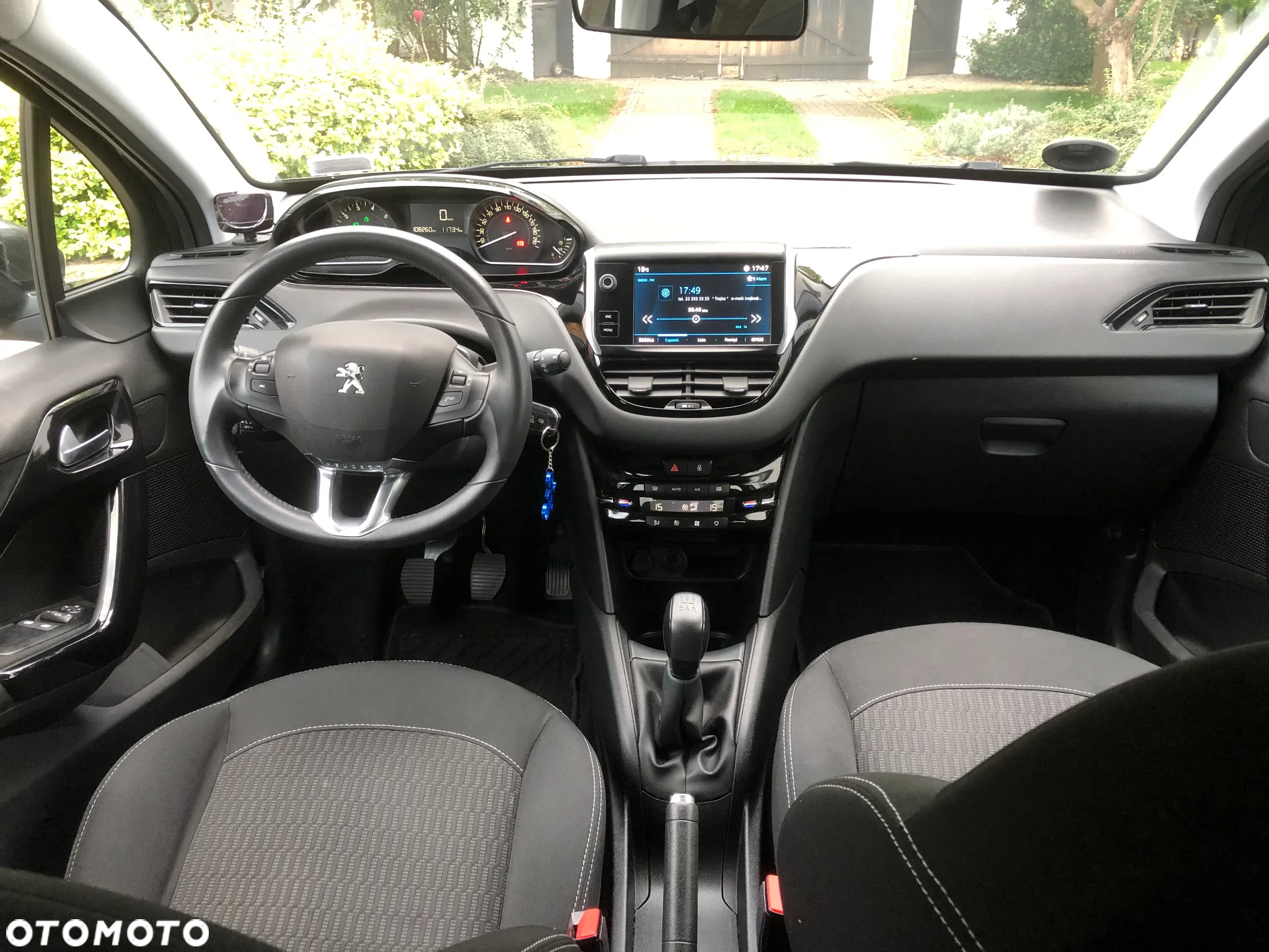 Peugeot 208 PureTech 82 Start & Stop Allure - 11