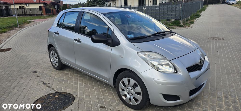 Toyota Yaris 1.33 Luna - 16