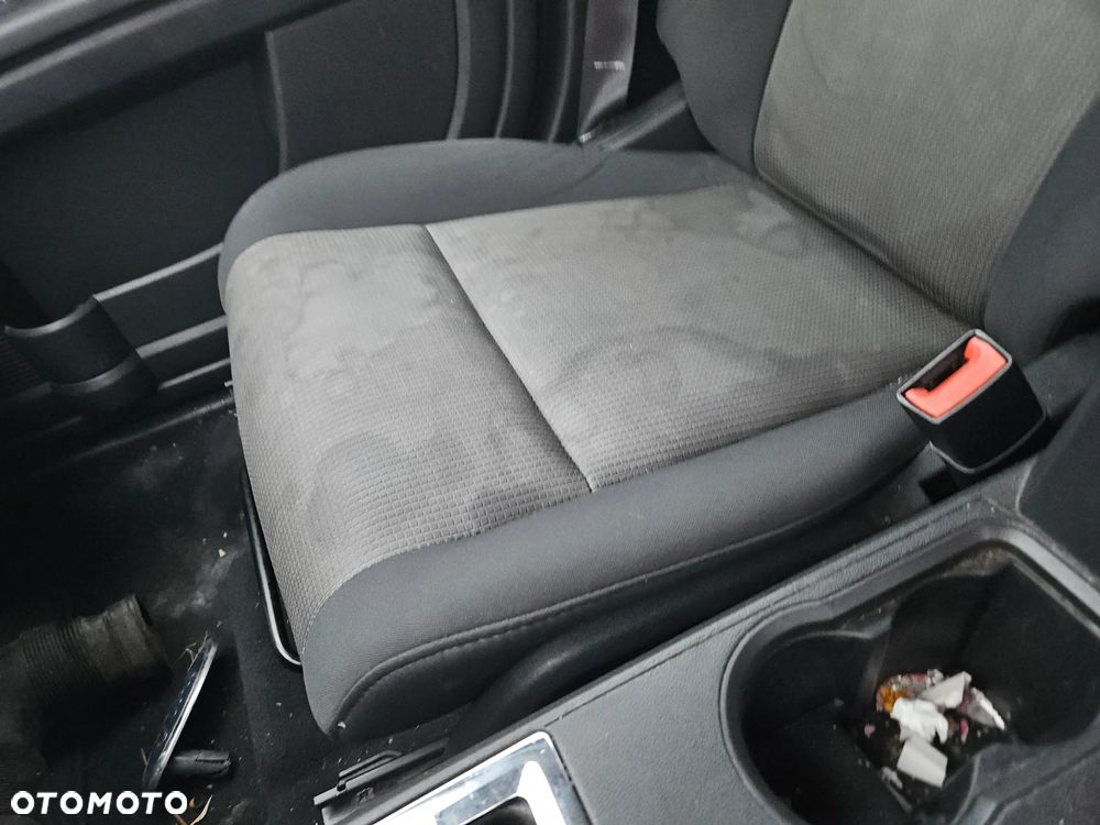 Fotel lewy prawy kierowcy pasażera kanapa II III rząd Dodge Journey 2009r - 4