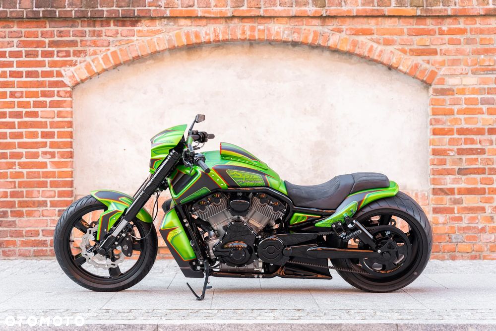 Harley-Davidson V-Rod Muscle - 6