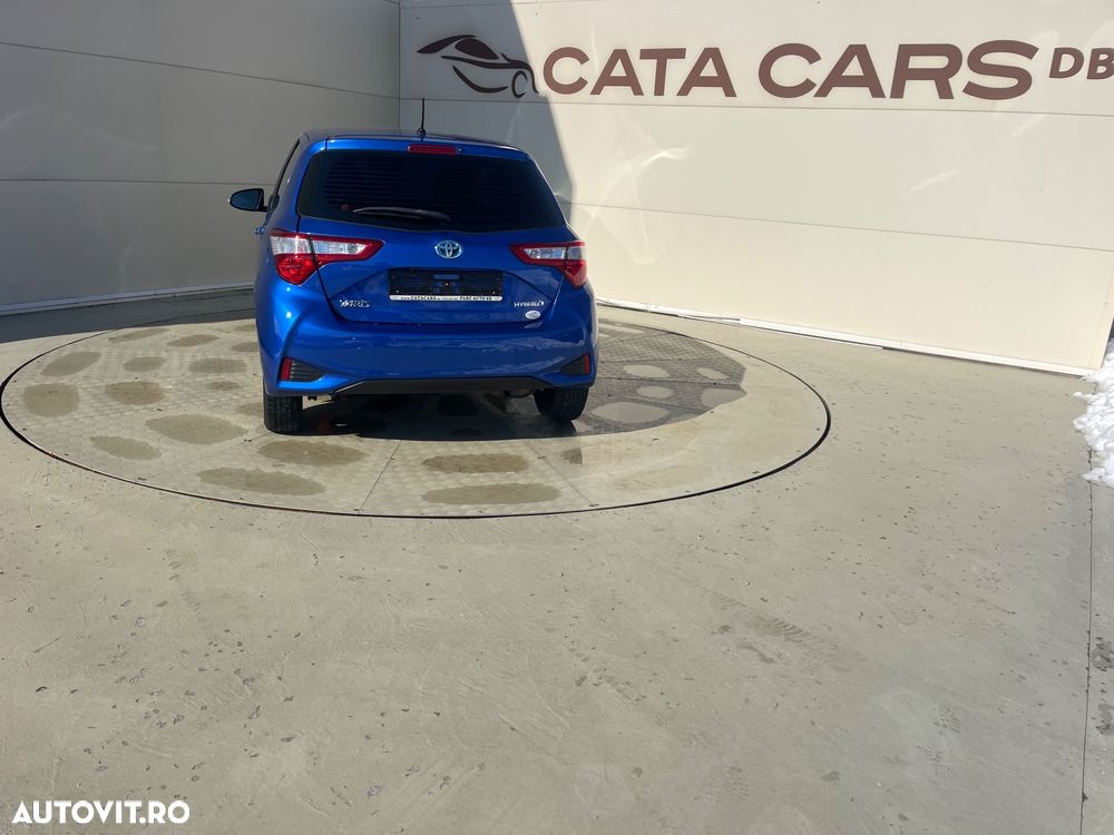 Toyota Yaris ver-1-5-vvt--i-selection - 12