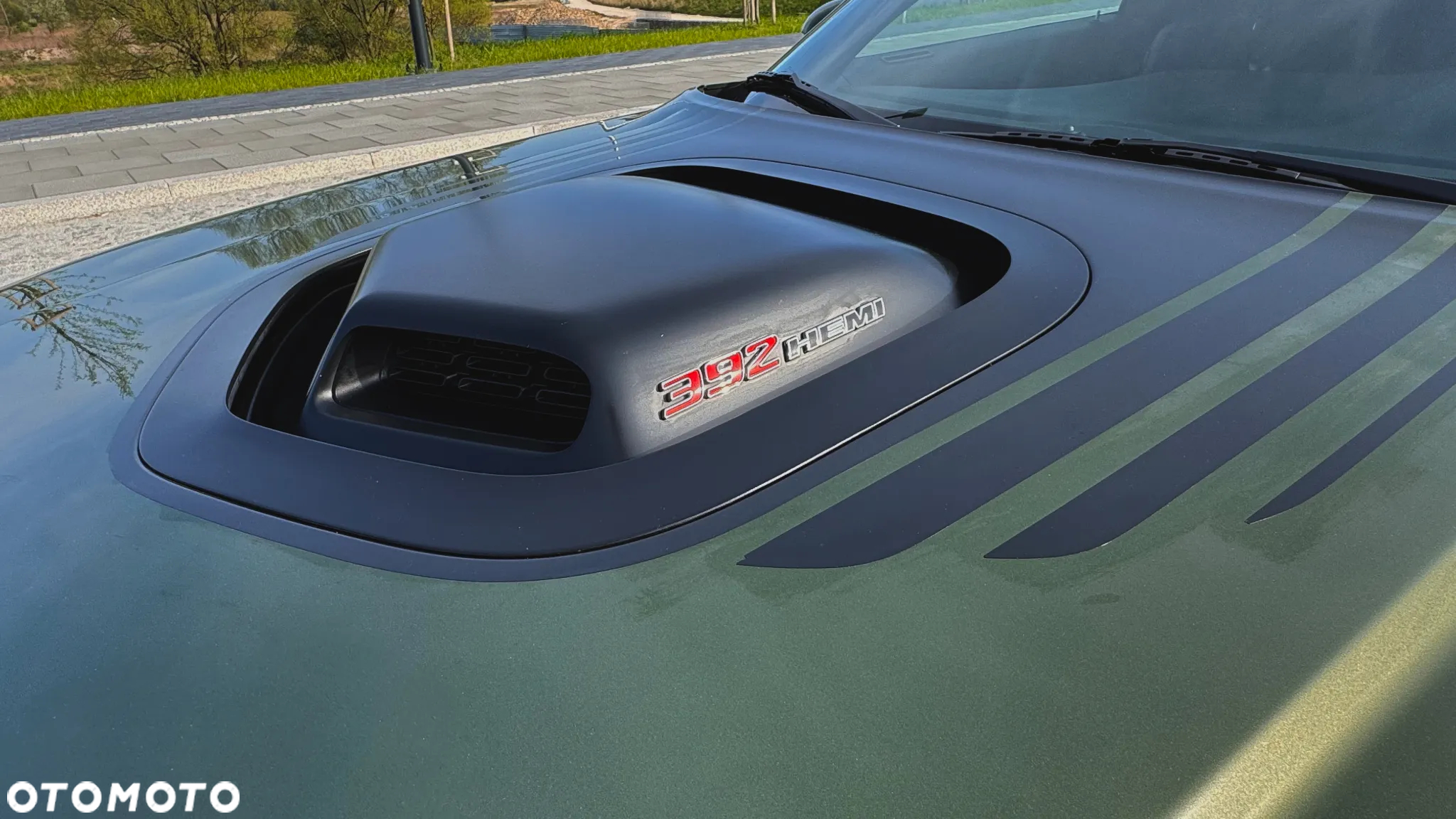 Dodge Challenger - 13
