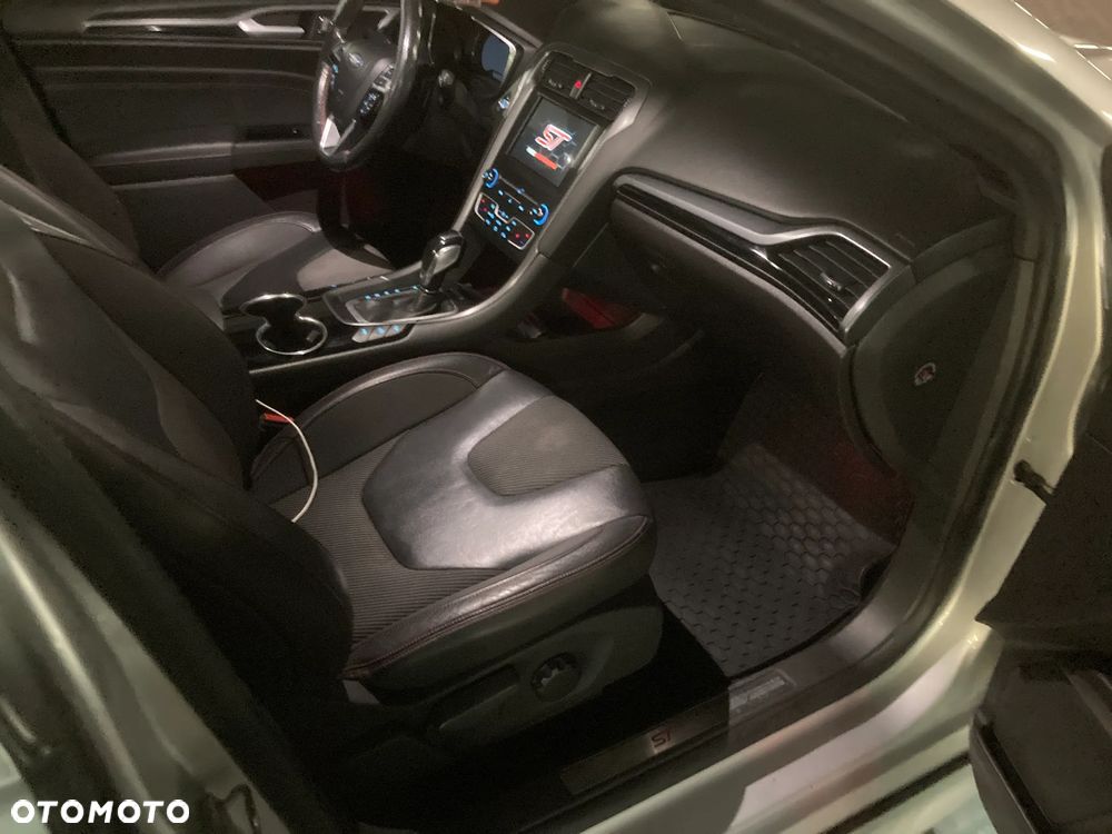 Ford Mondeo 2.0 TDCi STart-Stopp PowerShift-Aut ST-Line - 11