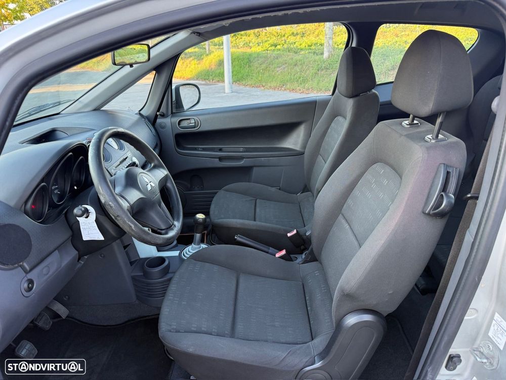 Mitsubishi Colt 1.1 Invite - 8