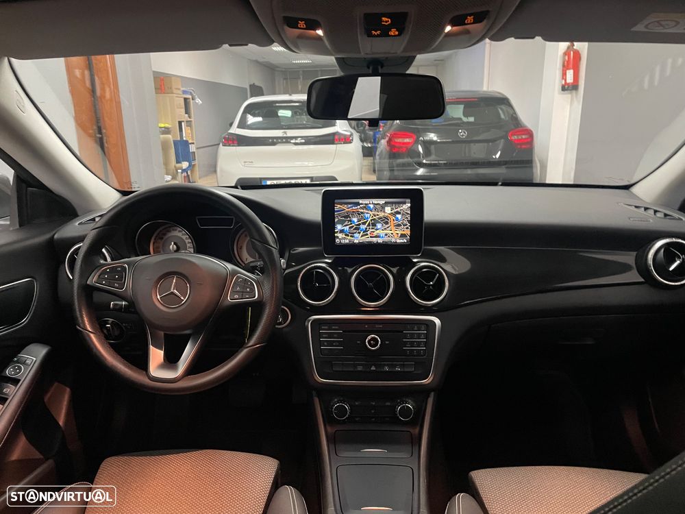 Mercedes-Benz CLA 180 d Shooting Brake Urban Aut. - 23