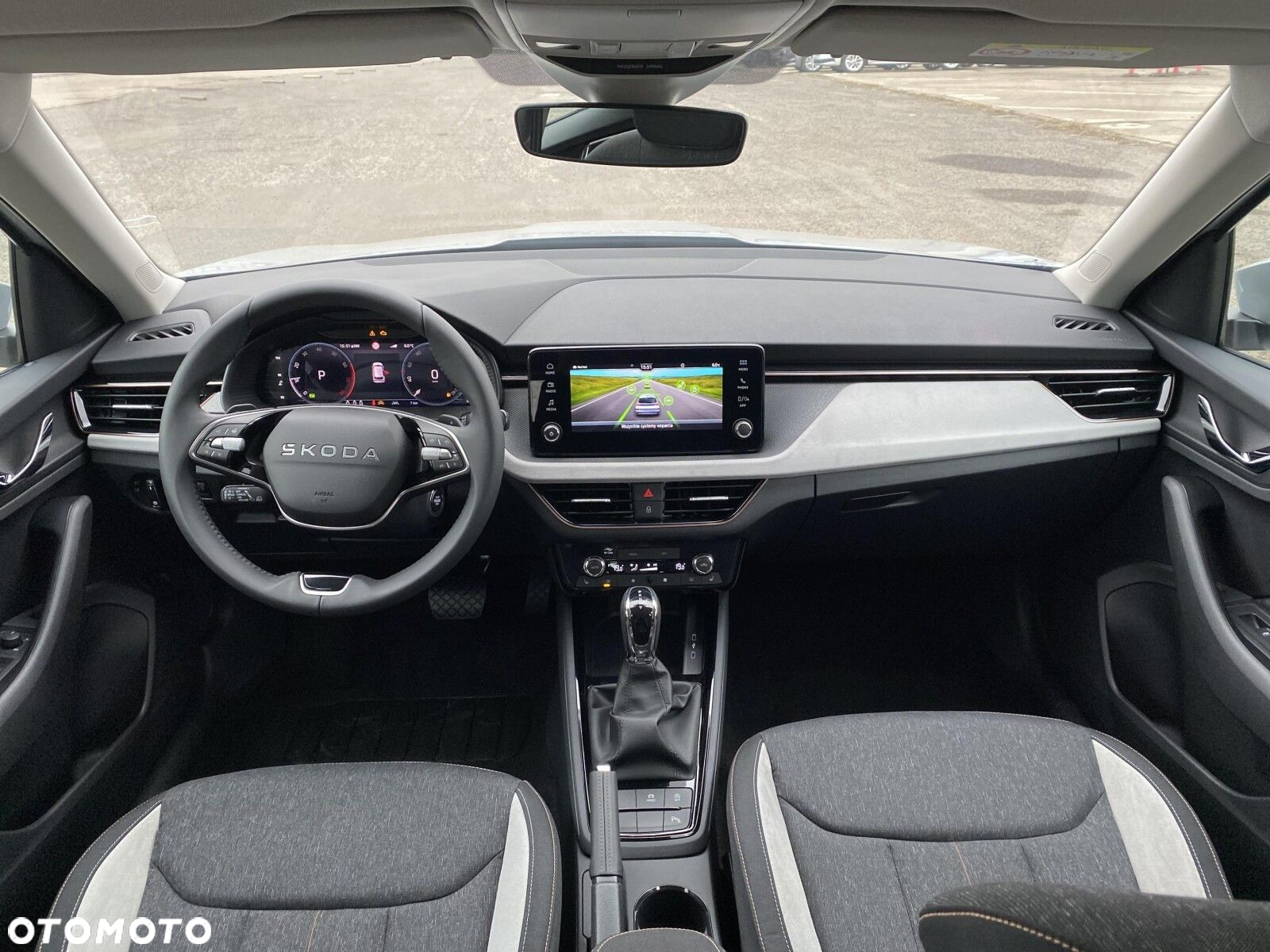 Skoda Kamiq 1.0 TSI Selection DSG - 40