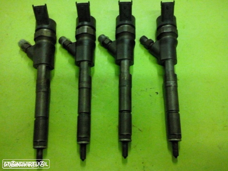 injectores toyota corolla e yaris 1.4d d4d - 1