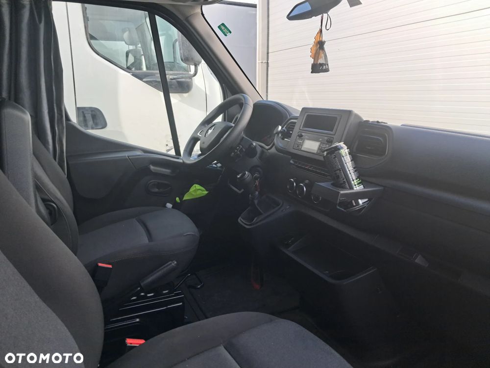 Renault Master - 11
