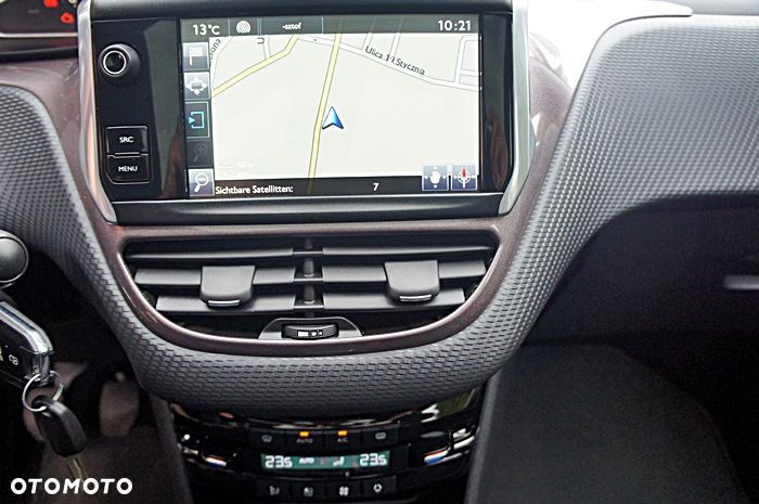 Peugeot 2008 PureTech 82 Allure - 21