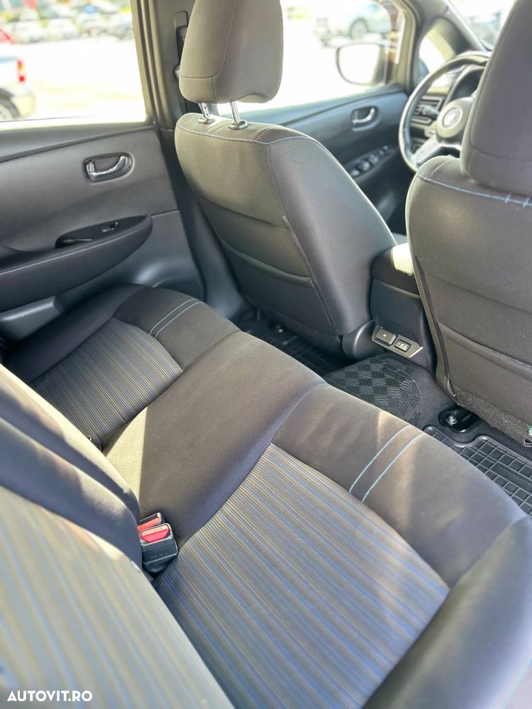 Nissan Leaf - 14