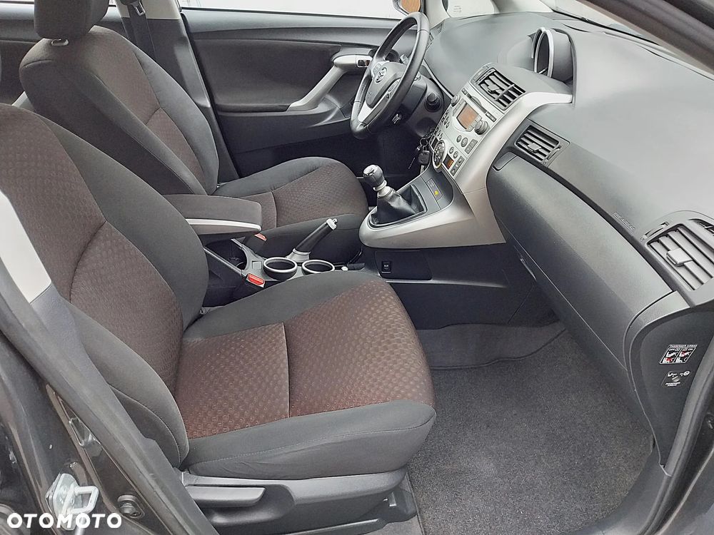 Toyota Verso 1.8 Executive - 7