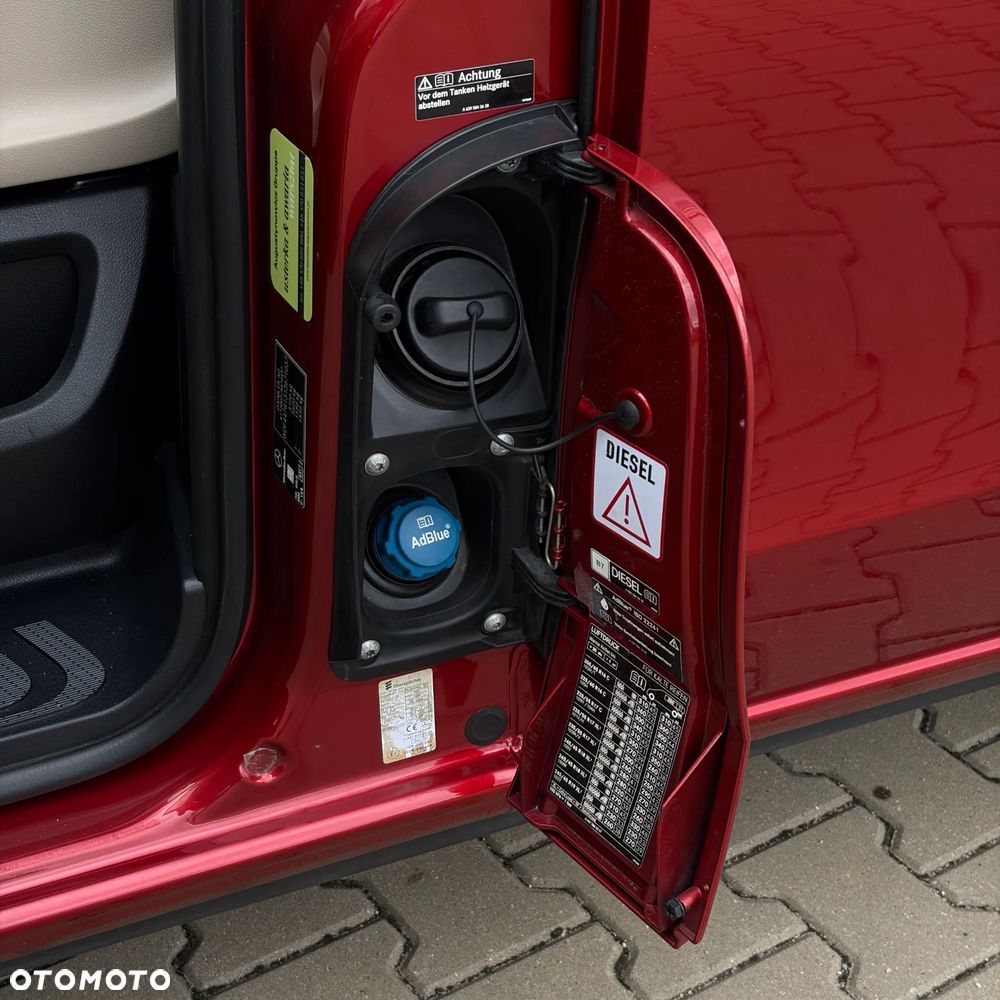 Mercedes-Benz Klasa V 300 d Extralang 9G-TRONIC Avantgarde Edition Edition 19 - 16