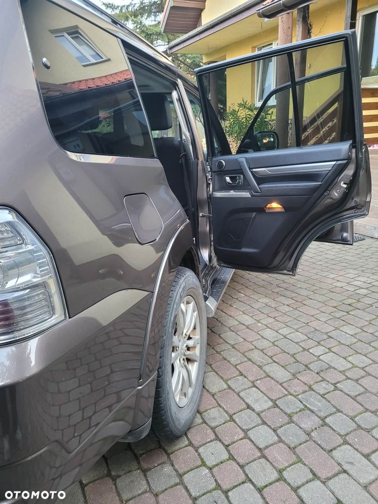 Mitsubishi Pajero 3.2 DID Intense - 12