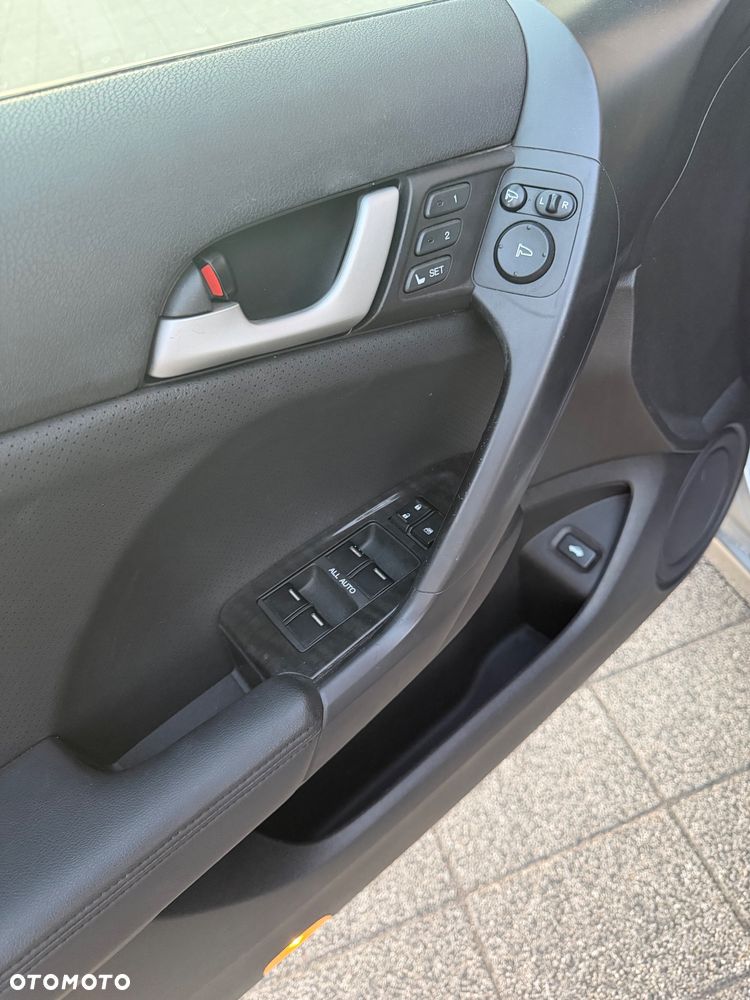 Honda Accord 2.0 i Executive - 16